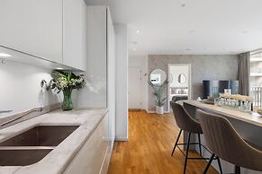 2 Bed-sleeps 4-balcony-family Friendly