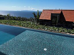 CASAS DO LARANJO- Cottages Infinity Pool