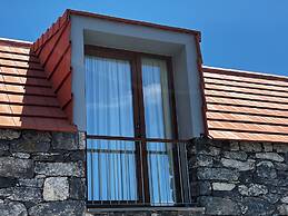 CASAS DO LARANJO- Cottages Infinity Pool