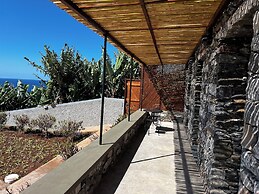 CASAS DO LARANJO- Cottages Infinity Pool