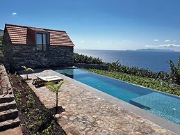 CASAS DO LARANJO- Cottages Infinity Pool