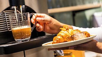 greet Hotel Reims Tinqueux