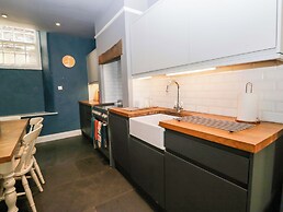 Unicorn Cottage