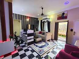 Nomsy Luxury Service Apartments