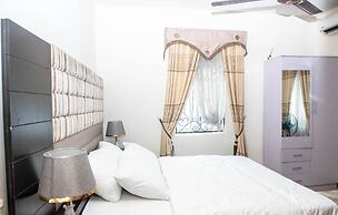 Nomsy Luxury Service Apartments