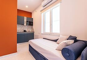 Floral Apartment