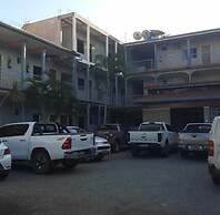 Lancaster Hotel