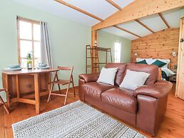 Maple Tree Lodge