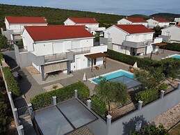 Luxury Escape With Swimming Pool & Modern Design