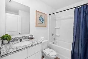 Springhill Retreat! 3 Bed, 2 Bath!