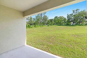 Springhill Retreat! 3 Bed, 2 Bath!