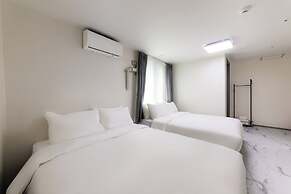 MJ HOTEL JONGNO