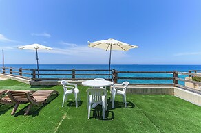 Sea Lofts-Kfar Abida Oceanfront Retreats