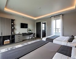 SOL Center Hotel