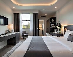 SOL Center Hotel