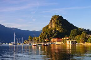 Il Porticciolo Lake Front