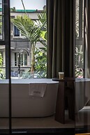 Ayata Hotel