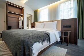 Ayata Hotel
