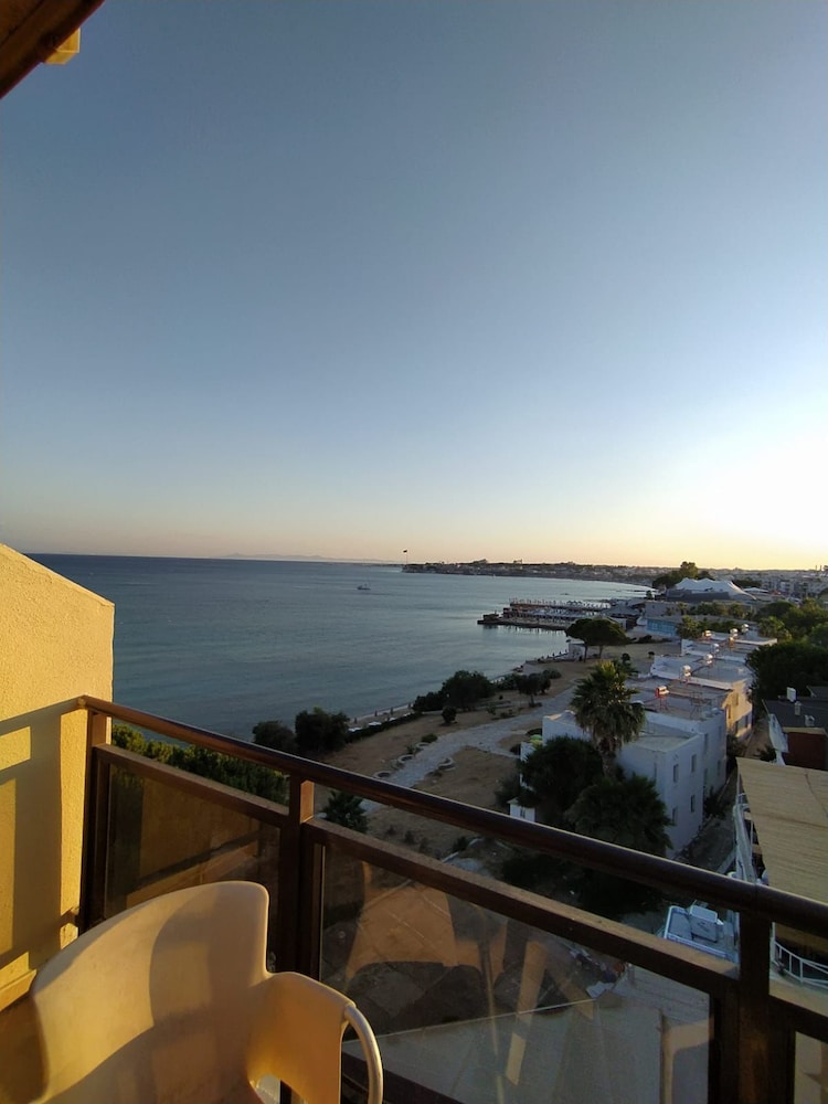 orion beach hotel
