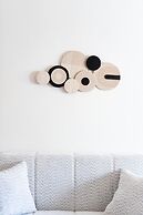 LIV - Modern Studio Apartment S8-4a