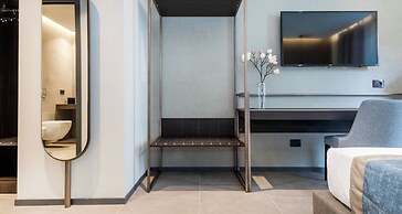 GALLERIA The Smart Boutique