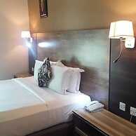 Network Hotel and Suites