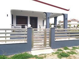 Nea Vrasna Sun House