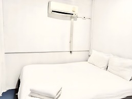 Mitr INN Sukhumvit 2 - BTS Nana