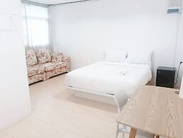 Mitr INN Sukhumvit 2 - BTS Nana