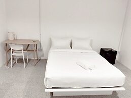 Mitr INN Sukhumvit 2 - BTS Nana