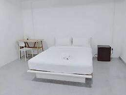 Mitr INN Sukhumvit 2 - BTS Nana