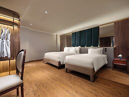 Splendid Secret Hotel