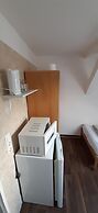 2-Rent Group Hostel Zimmer&Apartments GKP2