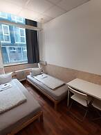 2-Rent Group Hostel Zimmer&Apartments GKP2