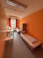 2-Rent Group Hostel Zimmer&Apartments GKP2