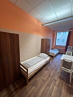2-Rent Group Hostel Zimmer&Apartments GKP2