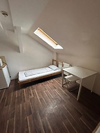 2-Rent Group Hostel Zimmer&Apartments GKP2