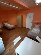 2-Rent Group Hostel Zimmer&Apartments GKP2
