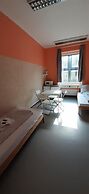 2-Rent Group Hostel Zimmer&Apartments GKP2