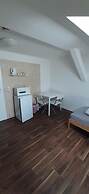2-Rent Group Hostel Zimmer&Apartments GKP2