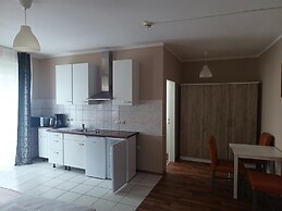 2-Rent Group Hostel Zimmer&Apartments GKP2