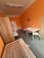 2-Rent Group Hostel Zimmer&Apartments GKP2