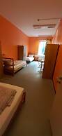 2-Rent Group Hostel Zimmer&Apartments GKP2