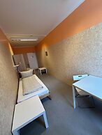 2-Rent Group Hostel Zimmer&Apartments GKP2