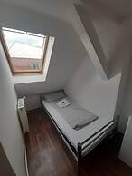 2-Rent Group Hostel Zimmer&Apartments GKP2