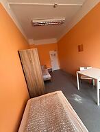 2-Rent Group Hostel Zimmer&Apartments GKP2