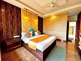 Heavens View Resort