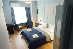 Sani Deluxe Suite Home