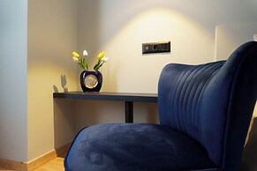 Sani Deluxe Suite Home