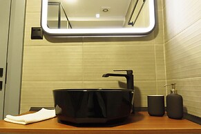 Sani Deluxe Suite Home